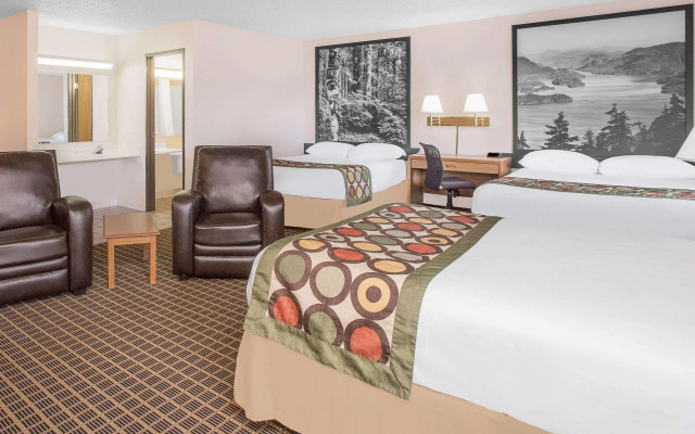 Baranof Lodge