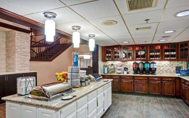 Homewood Suites by Hilton Baltimore-BWI Airport