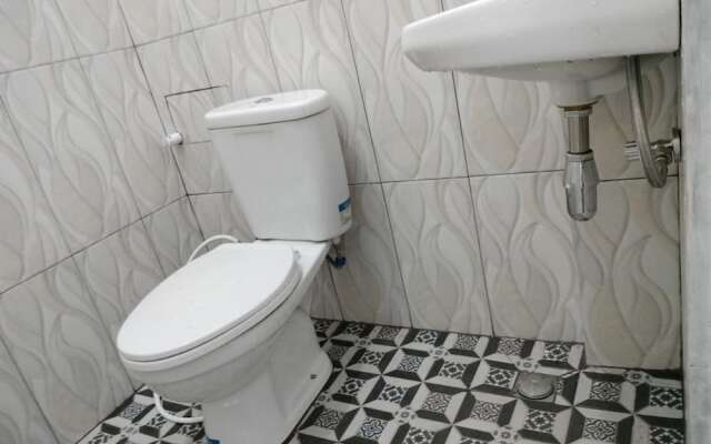 OYO 91203 Naufal Residence Syariah