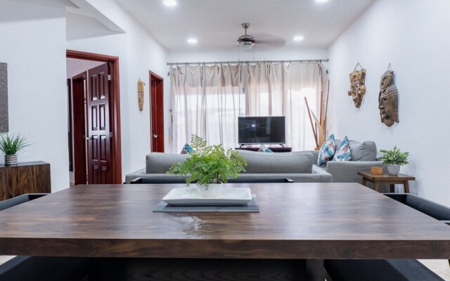 Magic Paradise A8 3 Bedroom Condo by Redawning