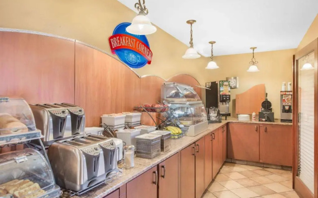 Baymont Inn & Suites Litchfield