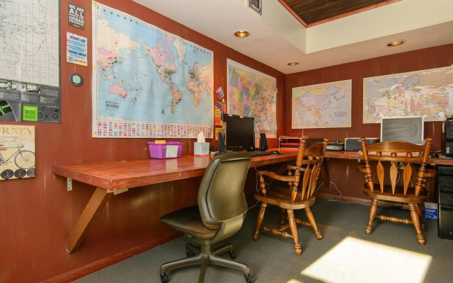 Indy Hostel