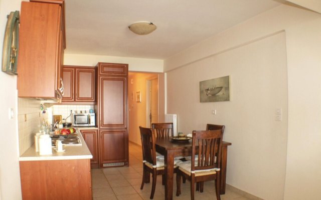 Amazing Home in Melissi Korinthia With Wifi and 2 Bedrooms