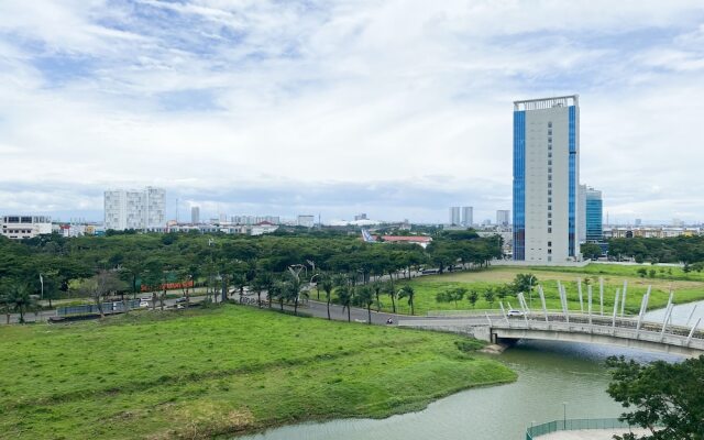 Cozy Stay Studio Room At Springlake Summarecon Bekasi Apartment