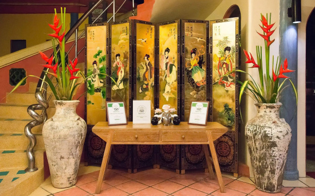 Aochalong Villa Resort & Spa