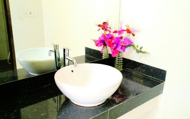 De Reiz Villa Dago Syariah