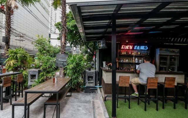 NIDA Rooms Khlong Toei Le Metro