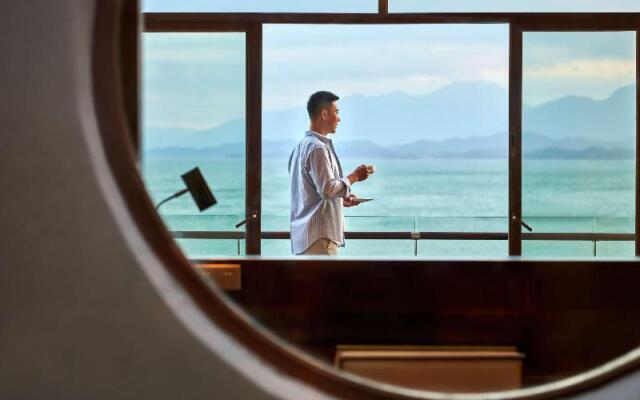 Lushan West Sea Resort, Curio Collection by Hilton