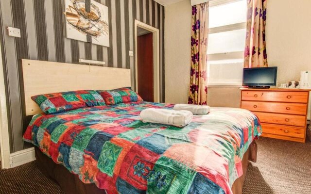 New Promenade hotel