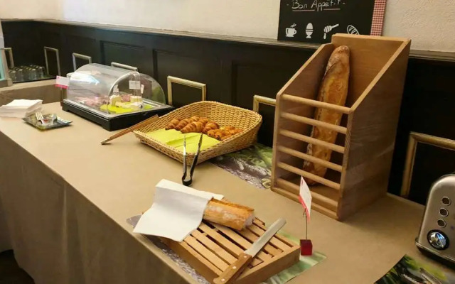 Brit Hotel Confort Auclair Gueret
