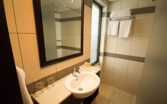 Mount Meru Hotel