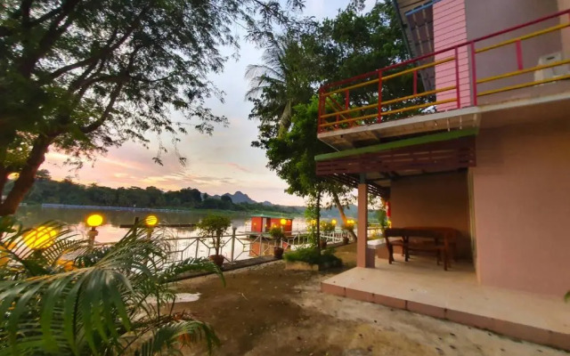 Golden Dragon Resort