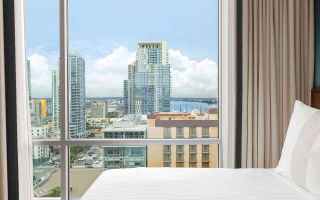 Carte Hotel San Diego Downtown, Curio Collection by Hilton