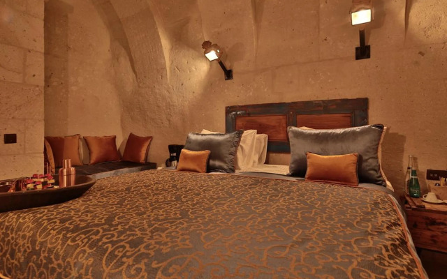 The Owl Cave Hotel