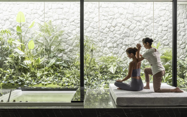 Four Seasons Hotel Bangkok at Chao Phraya River