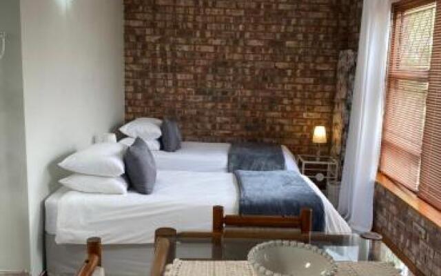 Glenelg Road Guesthouse