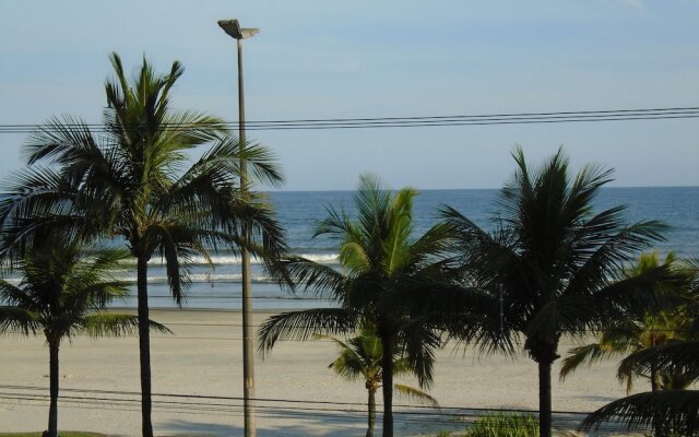 Apartamento Frente ao Mar em Praia Grande