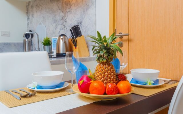 Aristo 2 Beach Front - by Holy Cow 213