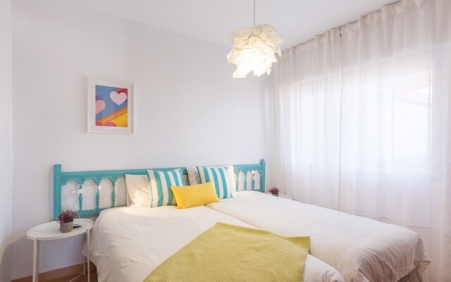 MalagaSuite Fuengirola Pier Apartment