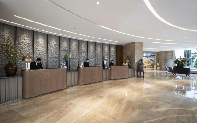 Kun Ming Shengshi Qianhe Hotel – Lobby – Kunming