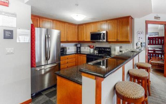 Eagle Springs East 201: Horsetail Suite