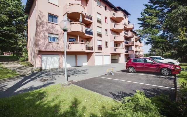 Le super privé: T2 refait à neuf avec parking