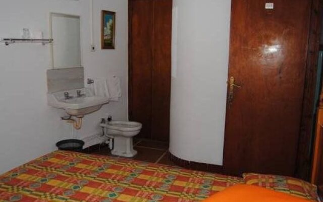 Hostal Colonia