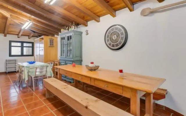Quinta dos Abutitos in Santo Ant nio da Serra