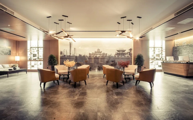 Qianna Qianxun Hotel