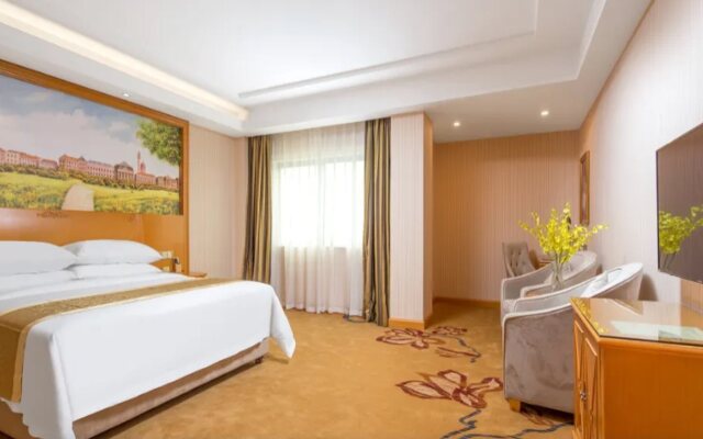 Vienna Hotel (Guangzhou Zengcheng Wanda Plaza)