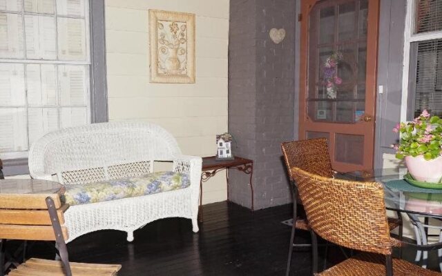 Meadows Inn Bed & Breakfast