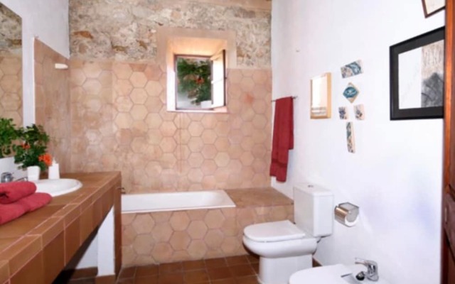 106644 - Villa in Sa Pobla