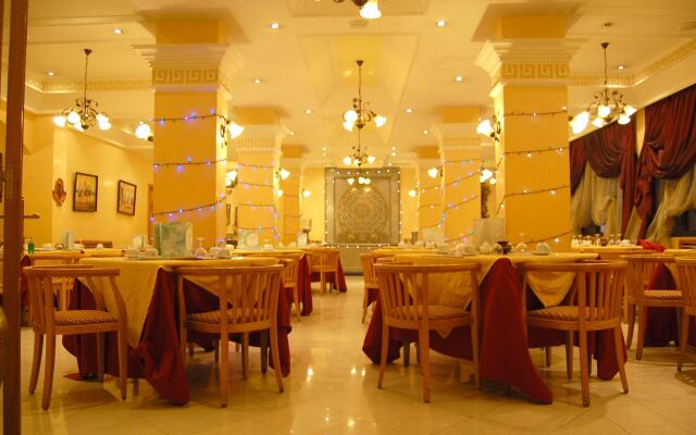 Hotel Mounia