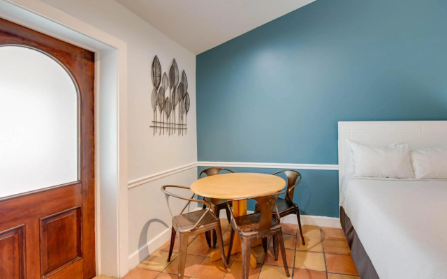 Southernmost Sanctuary Apartment