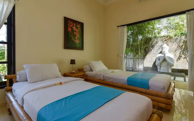Villa Lovina Beach 1