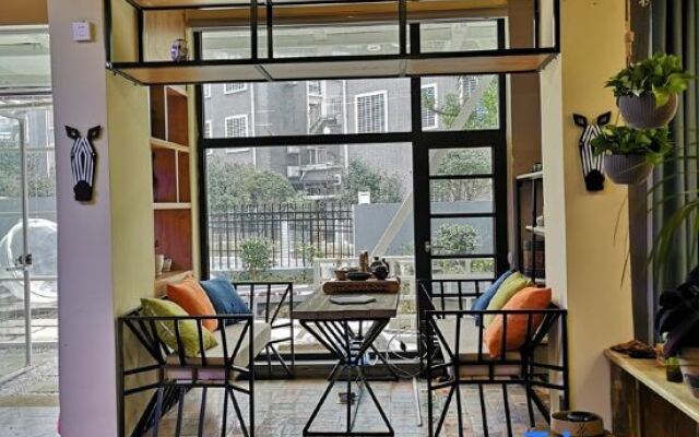 Pushuli Meixue Hostel