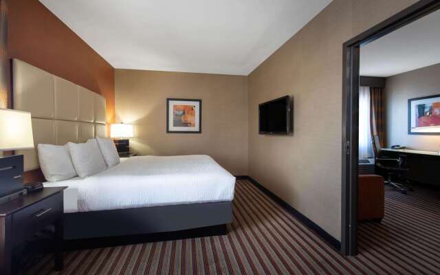 La Quinta Inn & Suites by Wyndham Harrisburg-Hershey