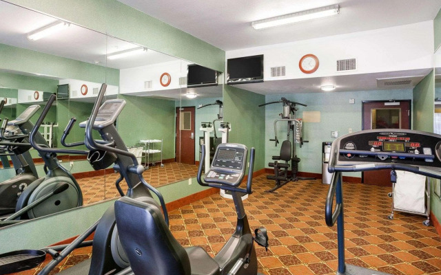 Comfort Inn & Suites Near Medical Center