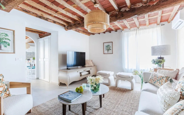 Villa Podere Falcione