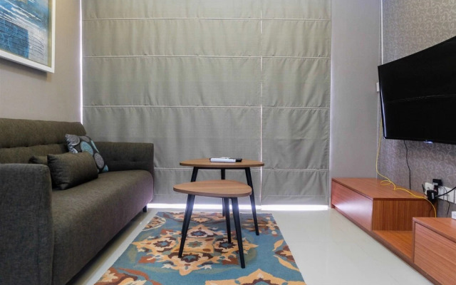 Comfortable 2BR @The Oasis Apartment By Travelio