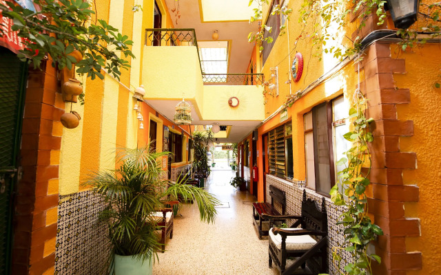 Hotel El Meson De La Luna