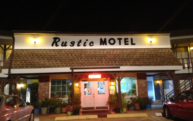 Rustic Motel Rolla