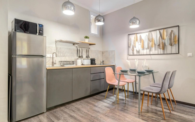 Akácfa 13 Center Budapest 2 Bedroom Apartment