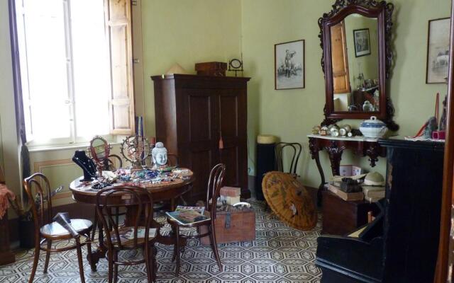 Marta Guest House