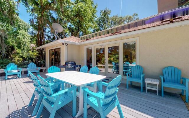 32 Heath Dr