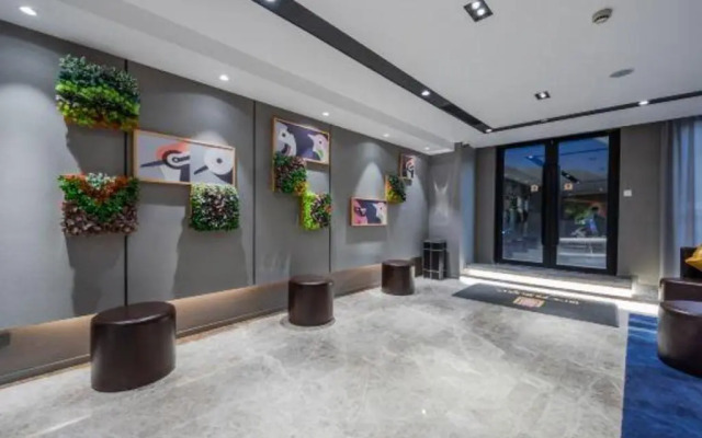 Home Inn Selected (Shanghai Lujiazui, Expo Center)