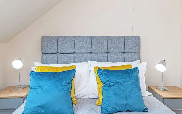 Scosthrop - Bridge End Mill By Guestz