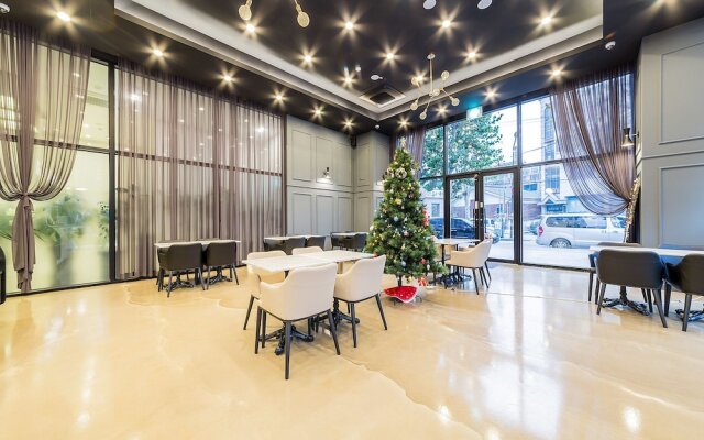 Rosabell Hotel
