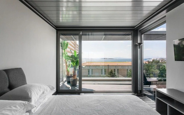 Riviera Luxury Penthouse by the Beach