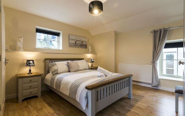 Seagulls Nest 2 Bedroom Apartment Tenby